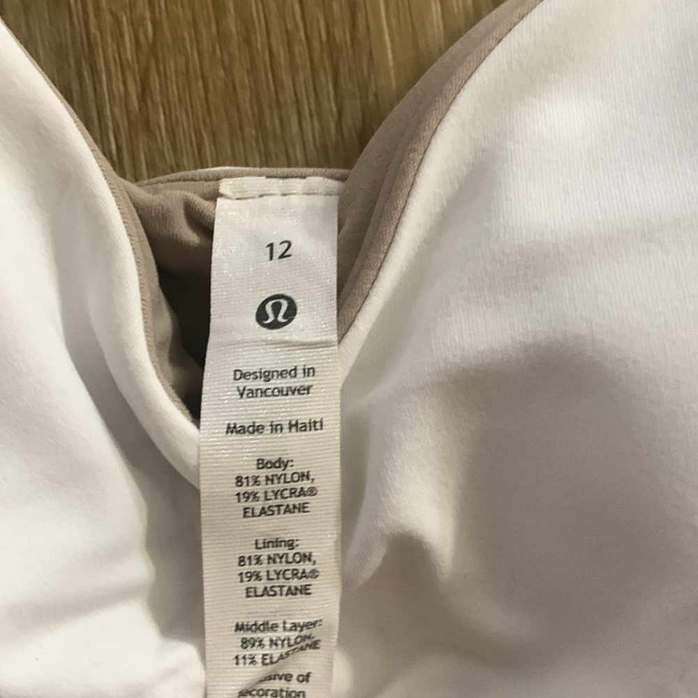 Lululemon align tank - Picture 2 of 3